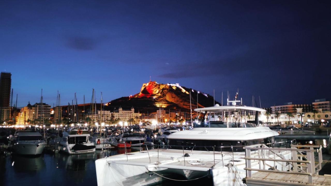 Charming Apartment In Alicante Near The Sea & City Center Exterior foto