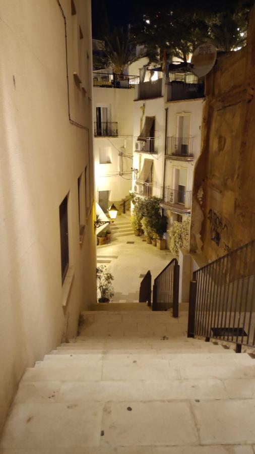 Charming Apartment In Alicante Near The Sea & City Center Exterior foto
