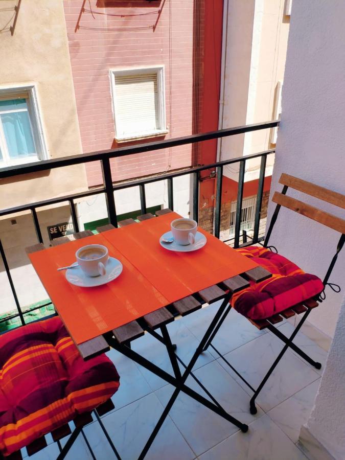 Charming Apartment In Alicante Near The Sea & City Center Exterior foto